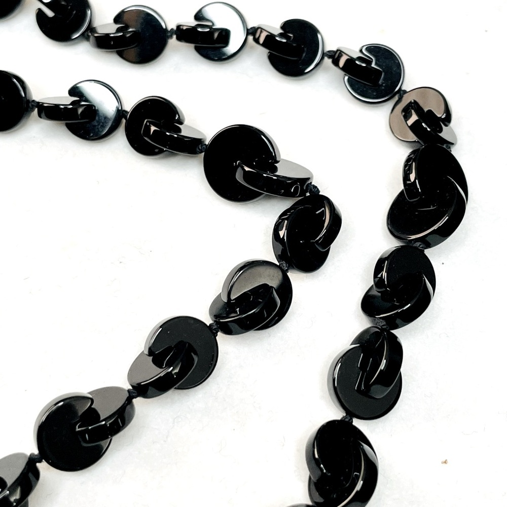 Onyx disc bead necklace